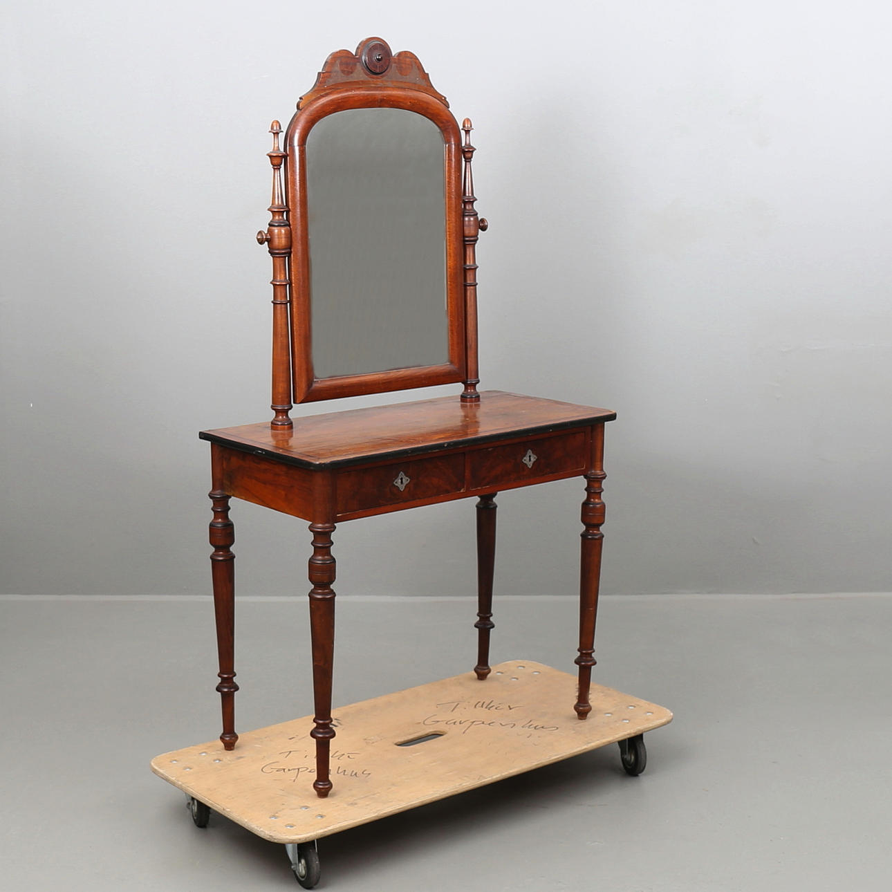 SMINKBORD MED SPEGELUPPSATS, sekelskiftet 1800/1900.