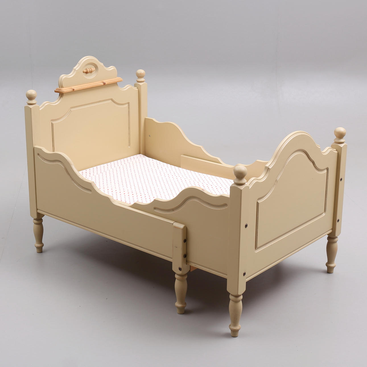 BARNSÄNG, växa-modell, 1900-talets slut.