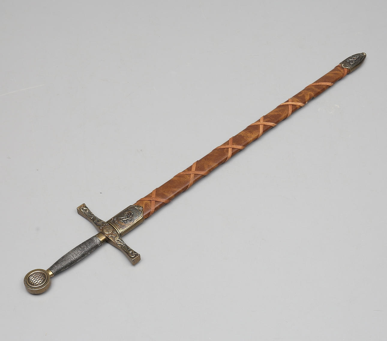 PRYDNADSSVÄRD, "Excalibur".