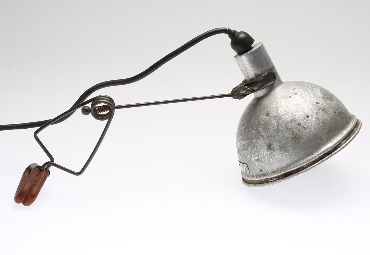 INDUSTRILAMPA, klämlampa i aluminium, Fretus, Borås, 1930/40-tal.