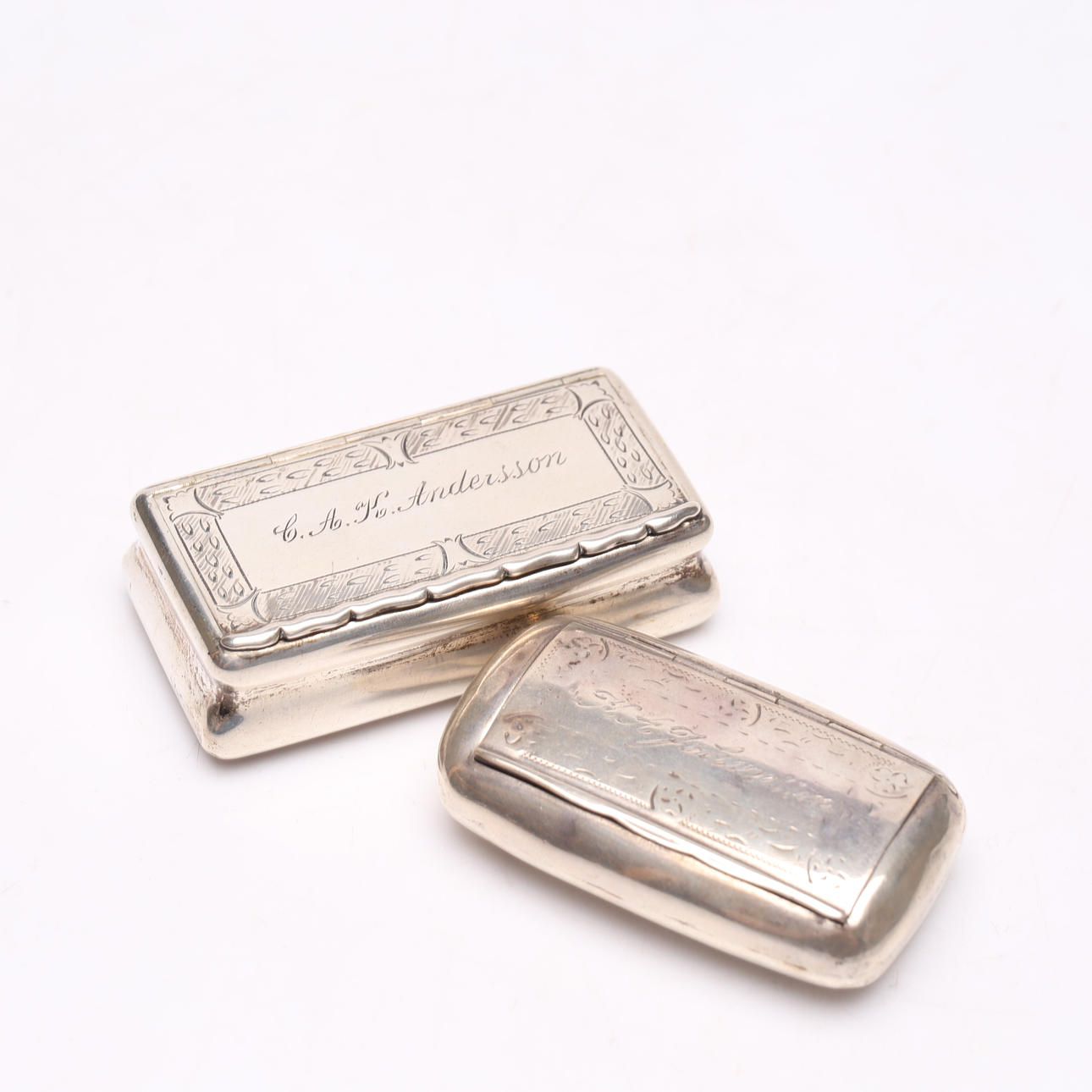 Snus boxes, 2 pcs, silver. weight about 172 grams.