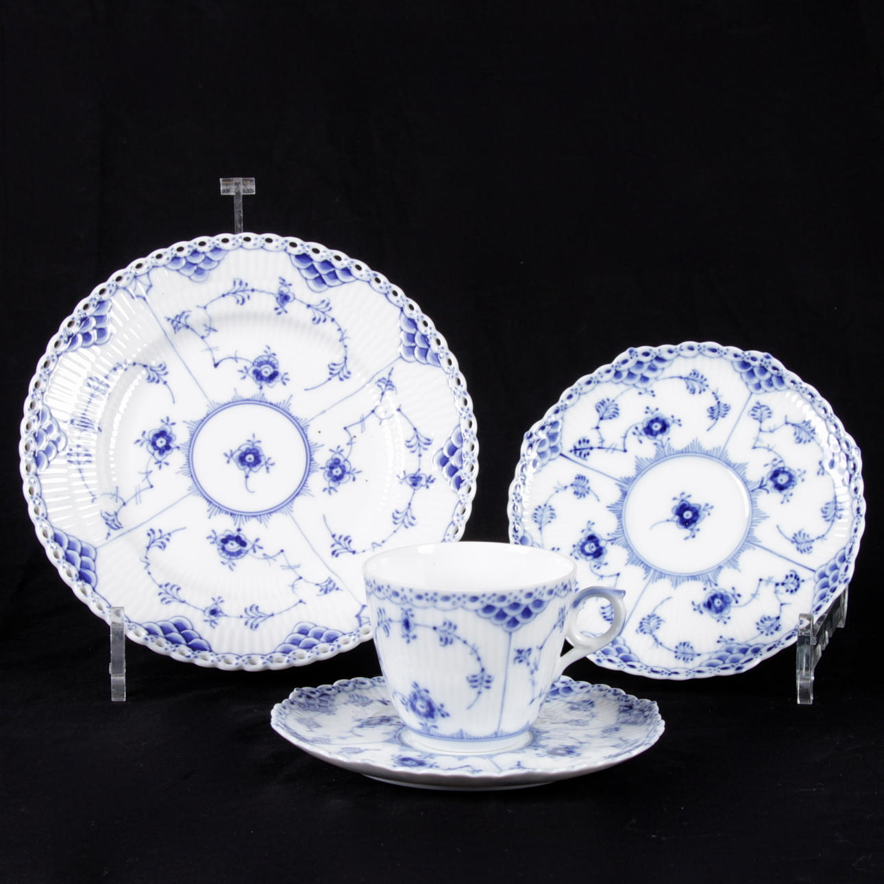 KAFFESERVIS, 25 delar, porslin, "Musselmalet", Royal Copenhagen, Danmark, 1900-tal.