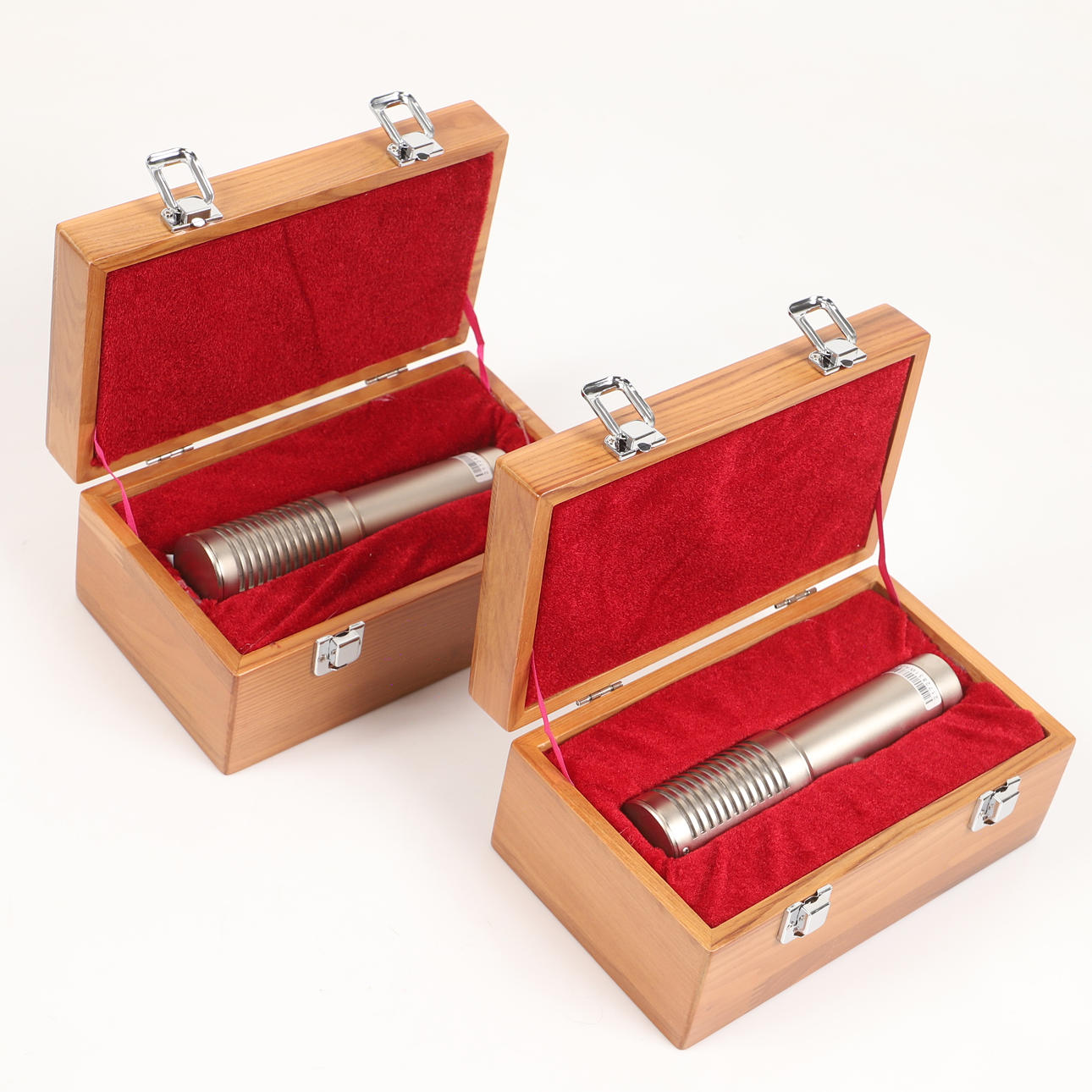 MICRÓFONOS, 1 par, «RB 100", The T.bone.