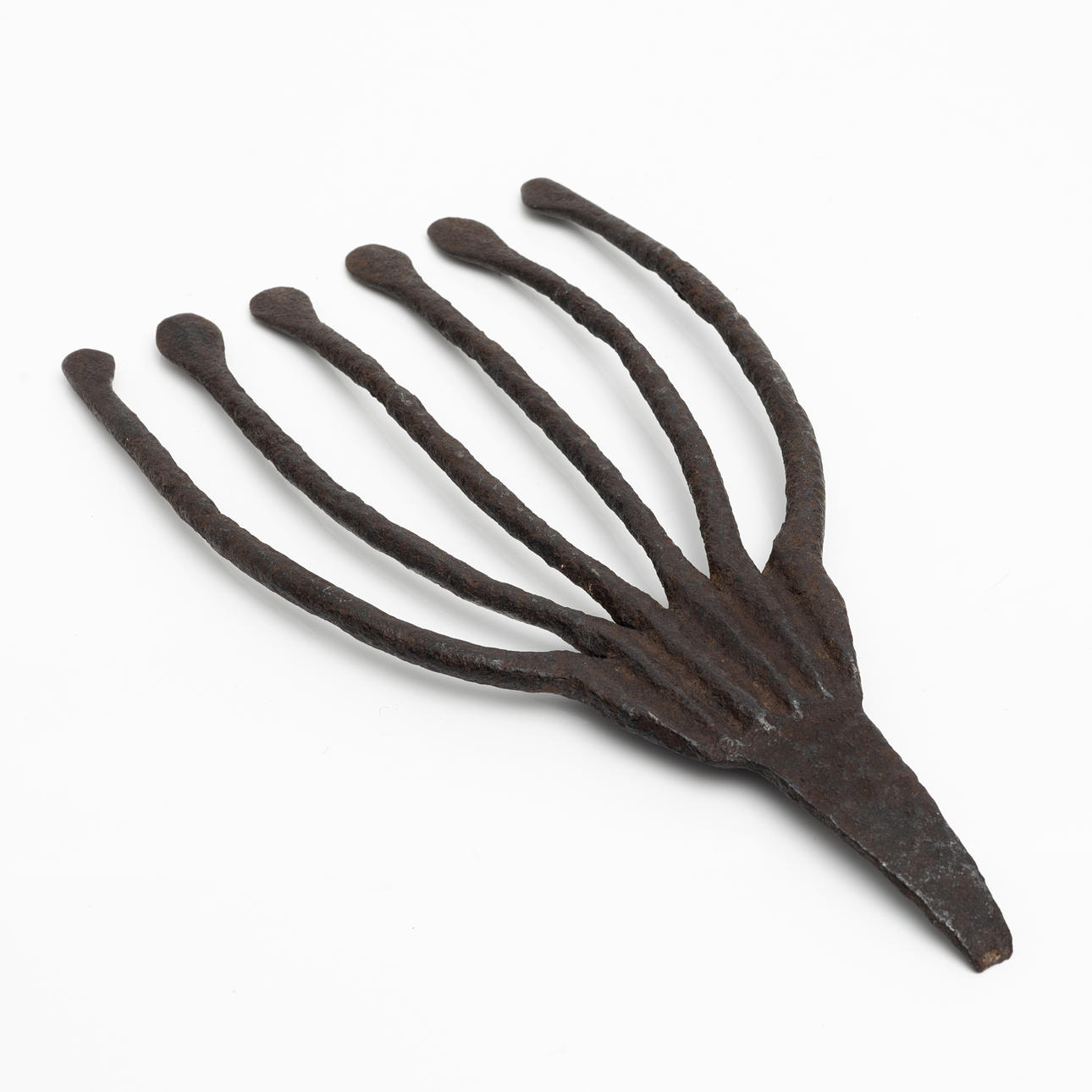 KATTOKRUUNU, takorauta, 1800-tal.