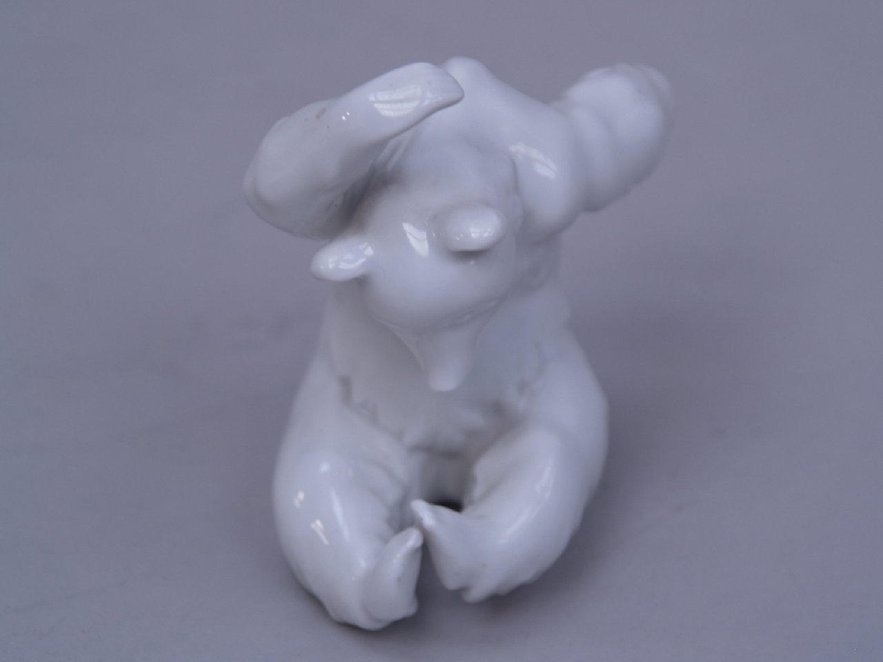 EISBÄR PORZELLAN FIGUR - KPM.