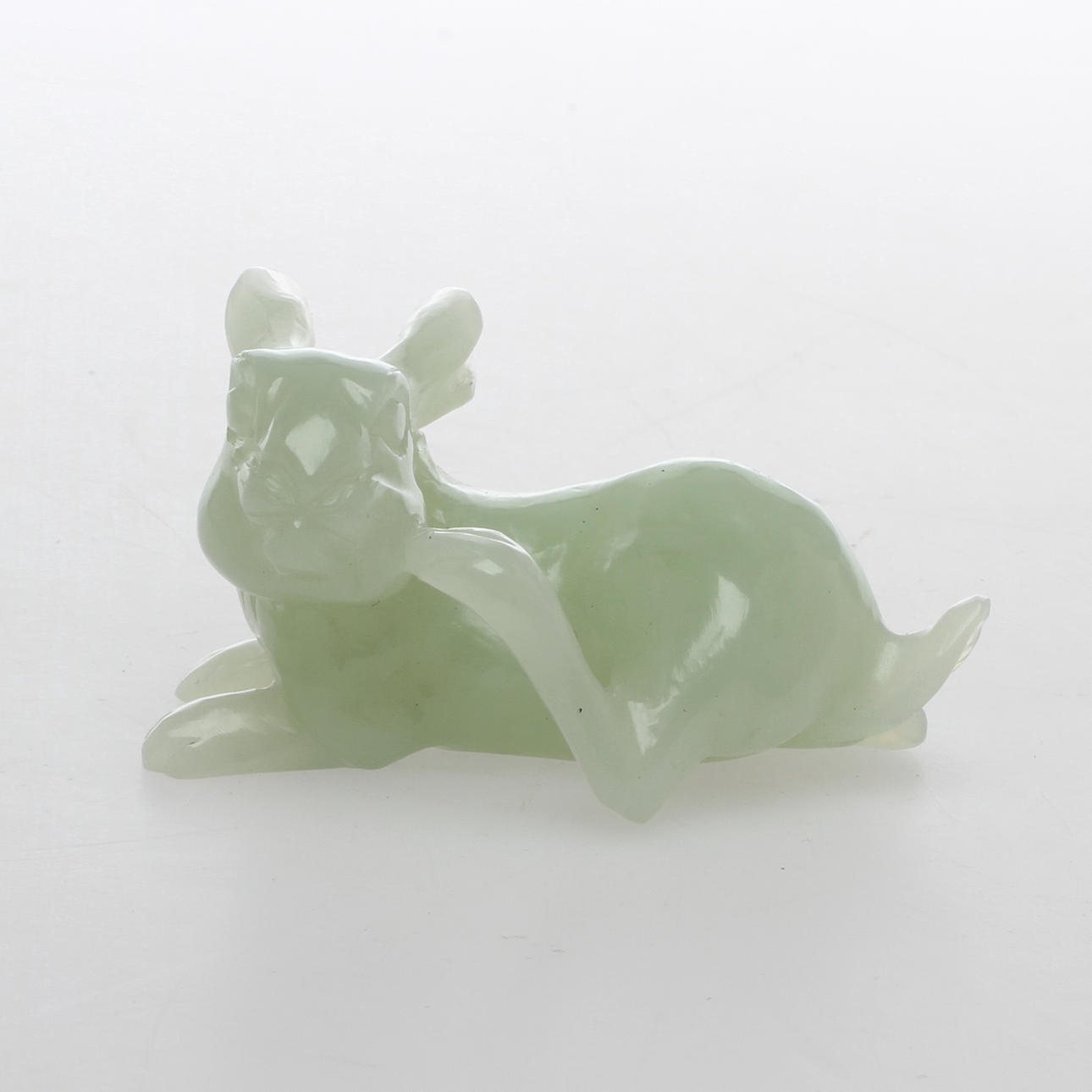 FIGURIN, i form av hare, sten.