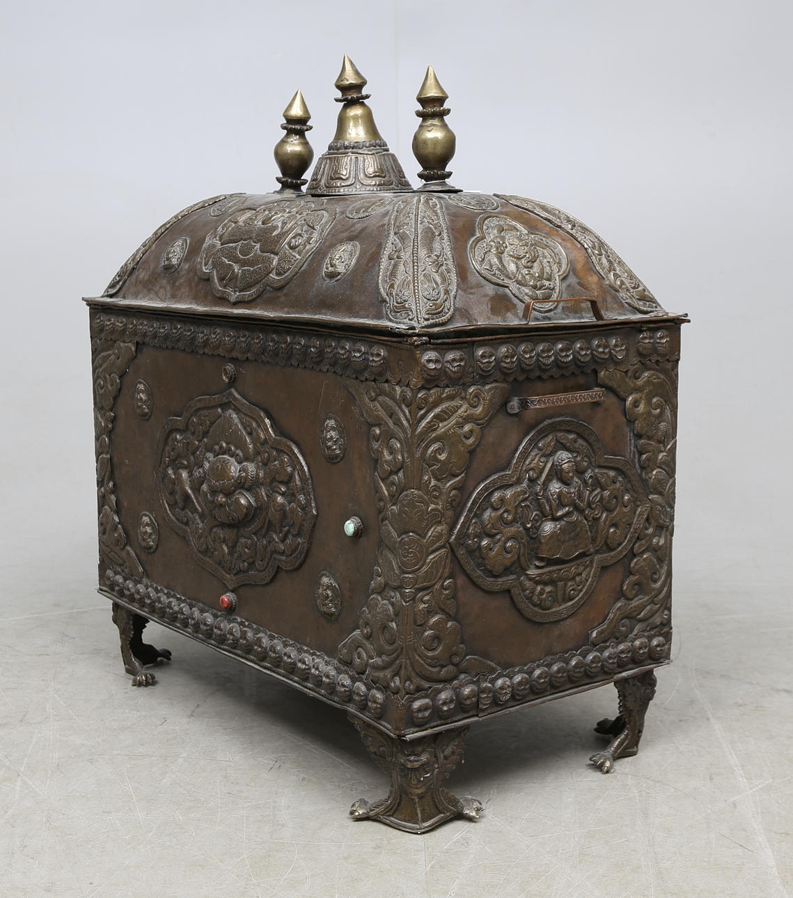 SKRIN/KISTA, koppar, troligen Tibet, 1900-tal.