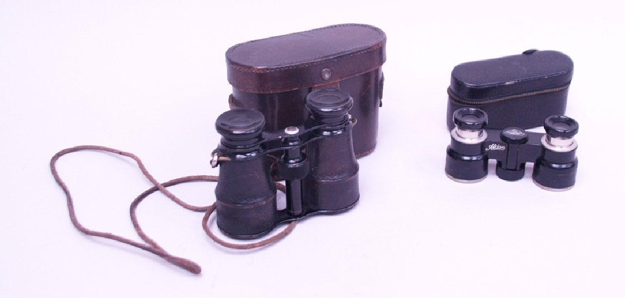 KIKARE SAMT OPERAKIKARE.