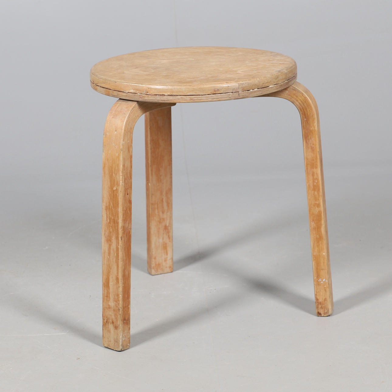 ALVAR AALTO STOOL - FINMAR.