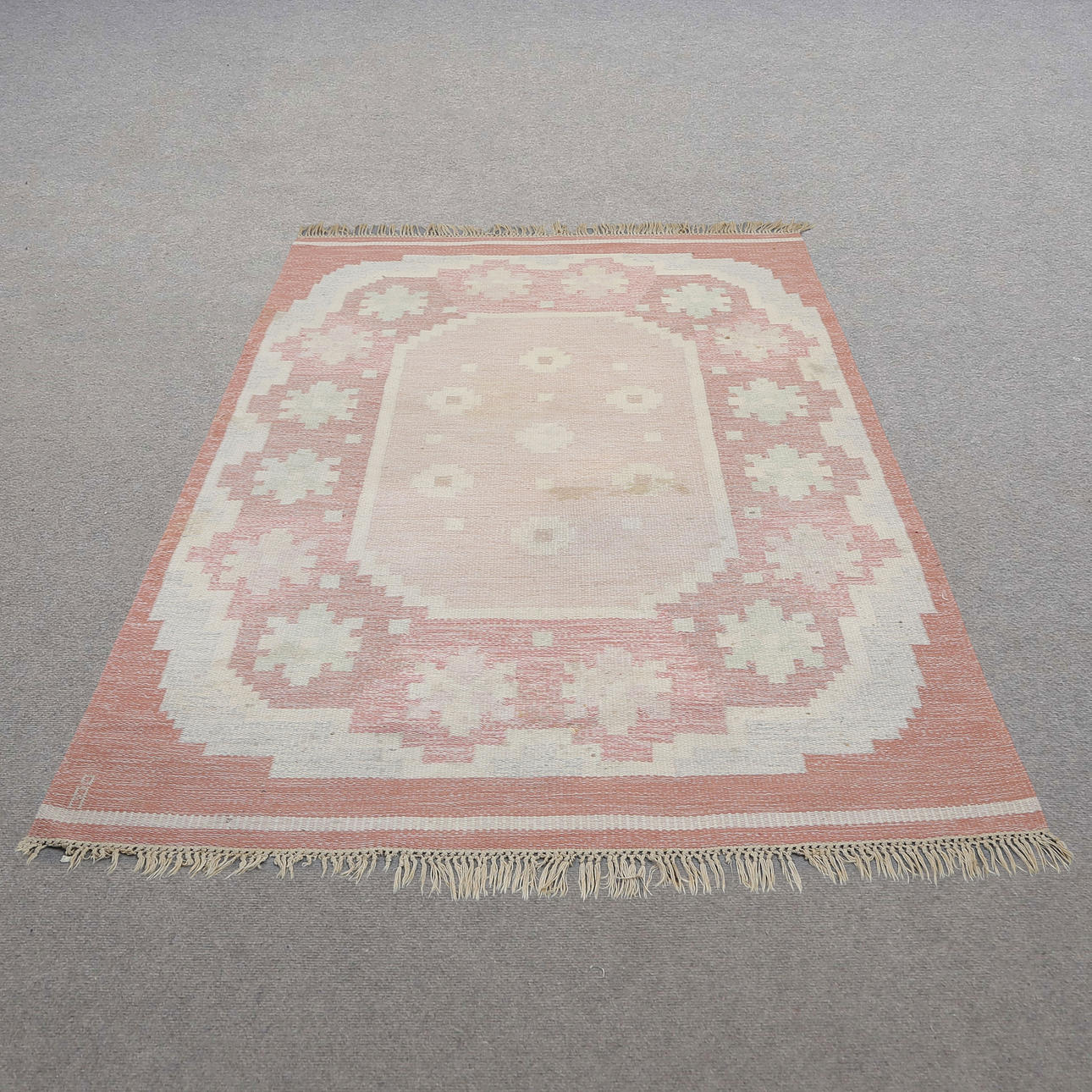 RÖLLAKANSMATTA, ROSA.