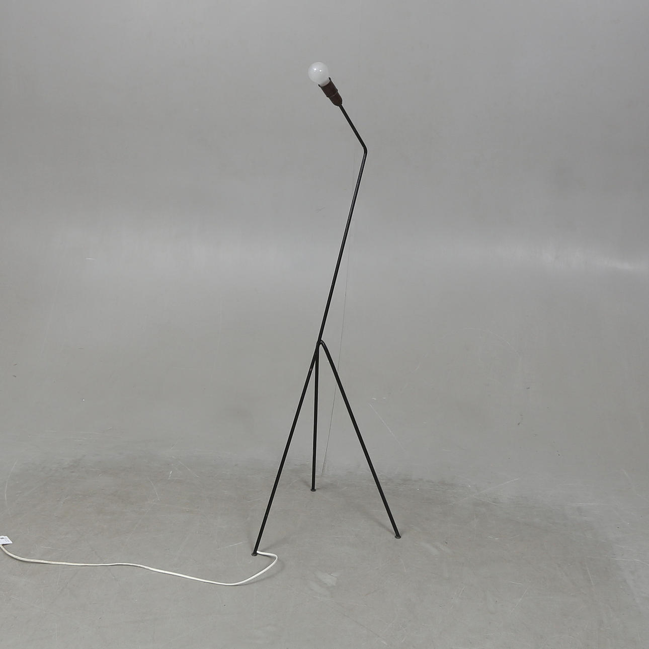 A mid 20th century floor lamp.