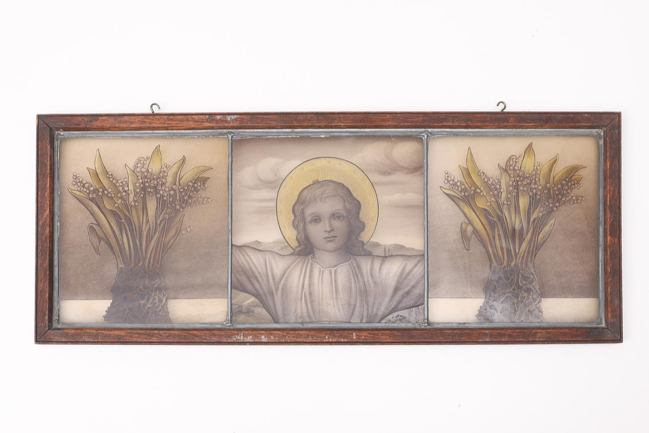 GLASMÅLNING, CA 1900-1910, MED BLYSPRÖJSAR I TRÄBÅGE.