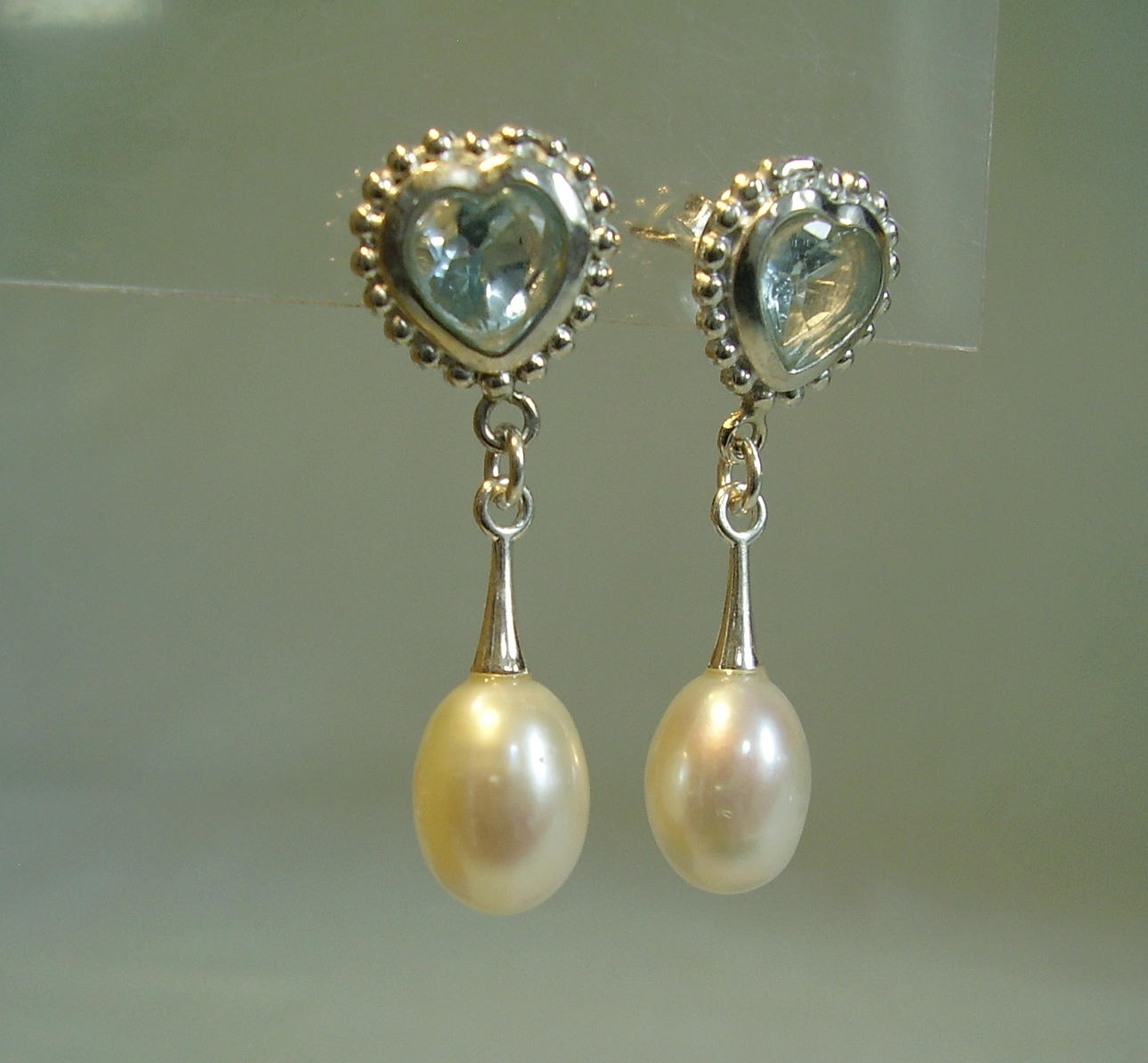 BLÅ TOPAS HJÄRTA ÖRHÄNGEN silver 925.