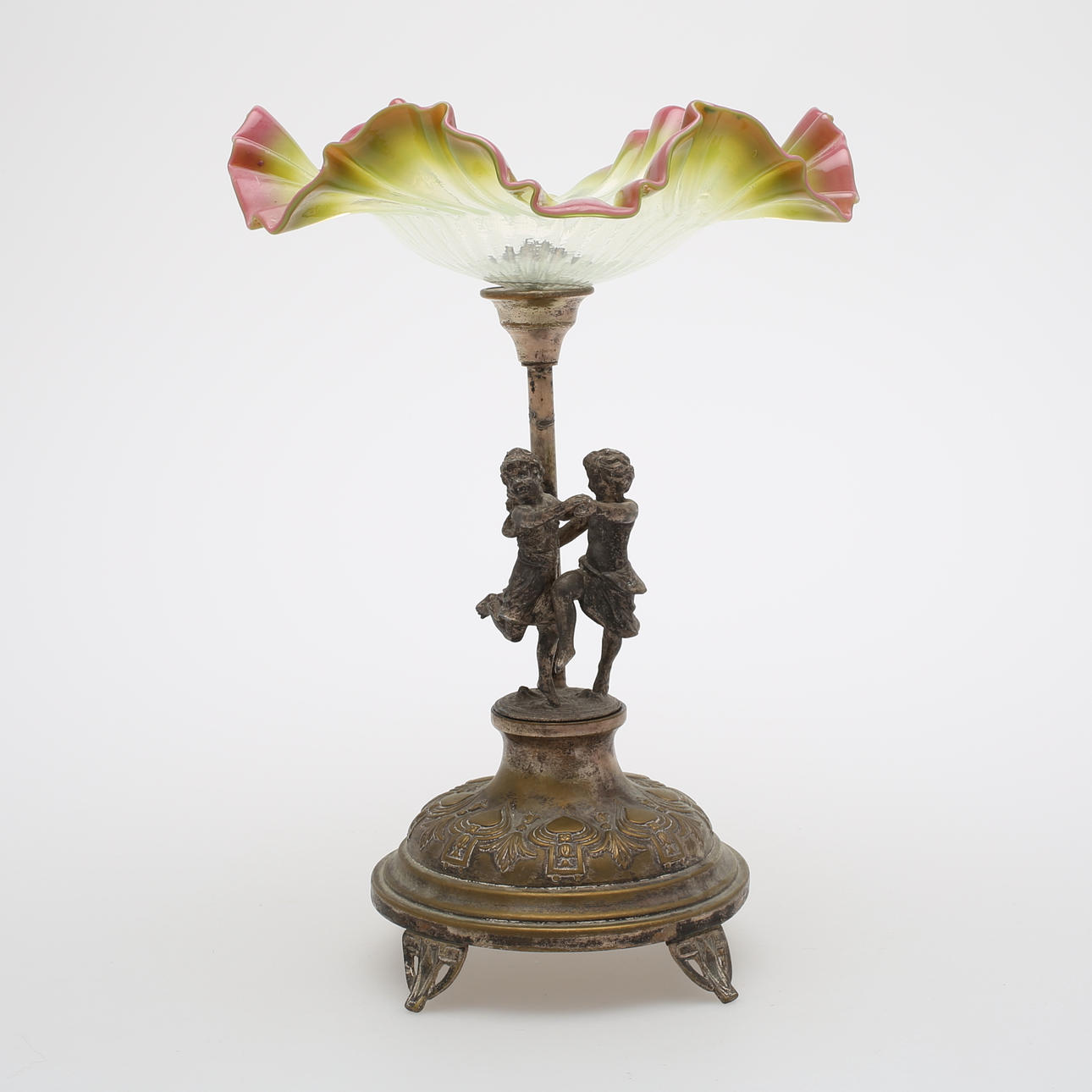 SKÅL på fot, veckad glasskål på nysilverfot, 1800/1900-tal.