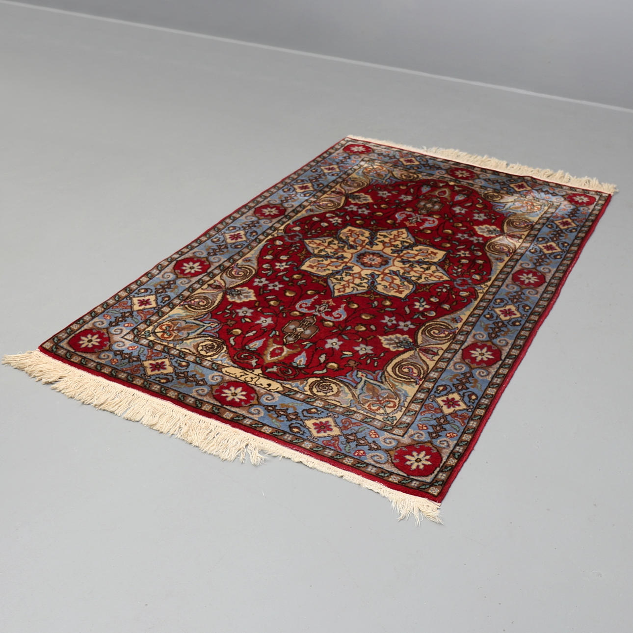 MATTA, persisk, 194x125 cm.