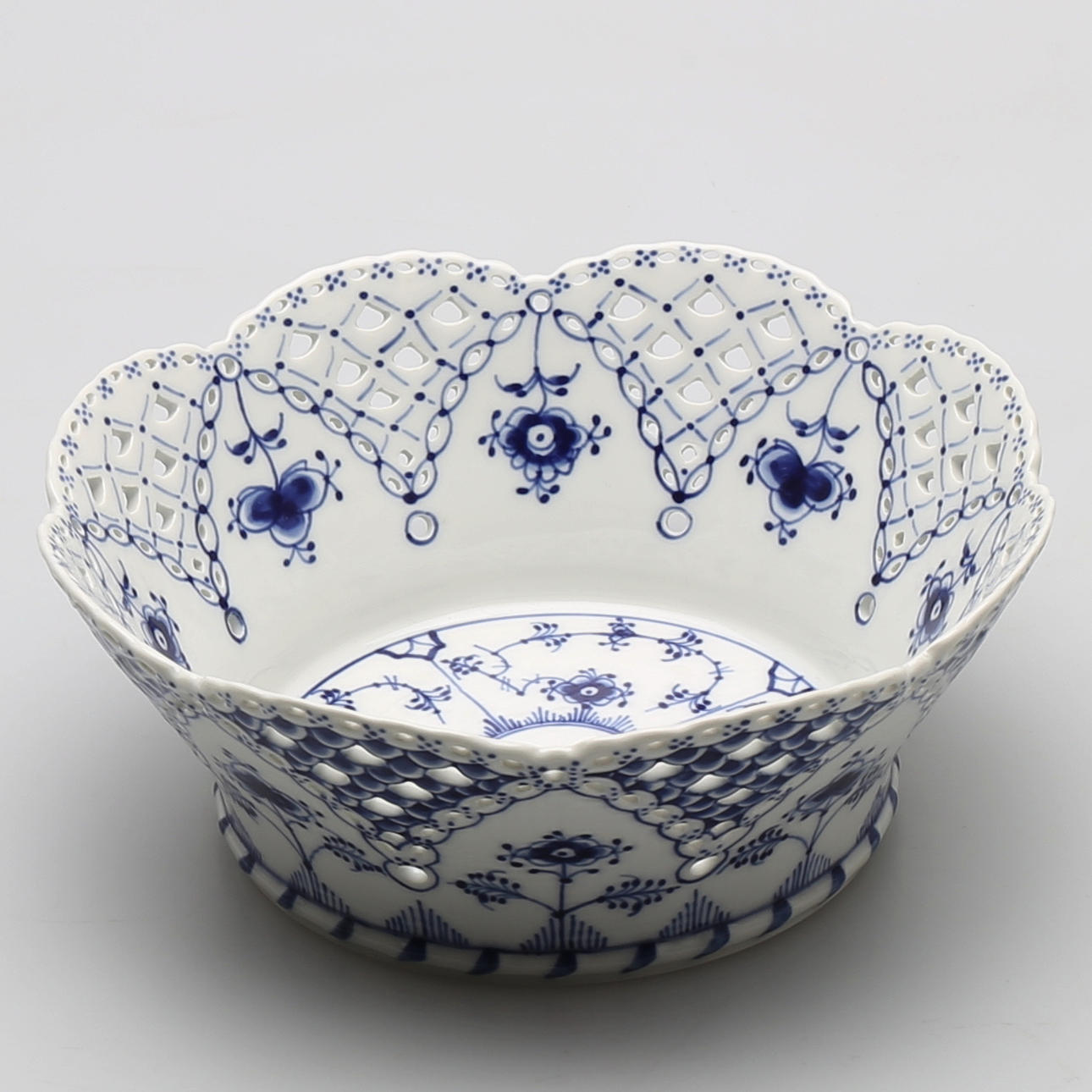 SKÅL, porslin, 'helblond', Royal Copenhagen.