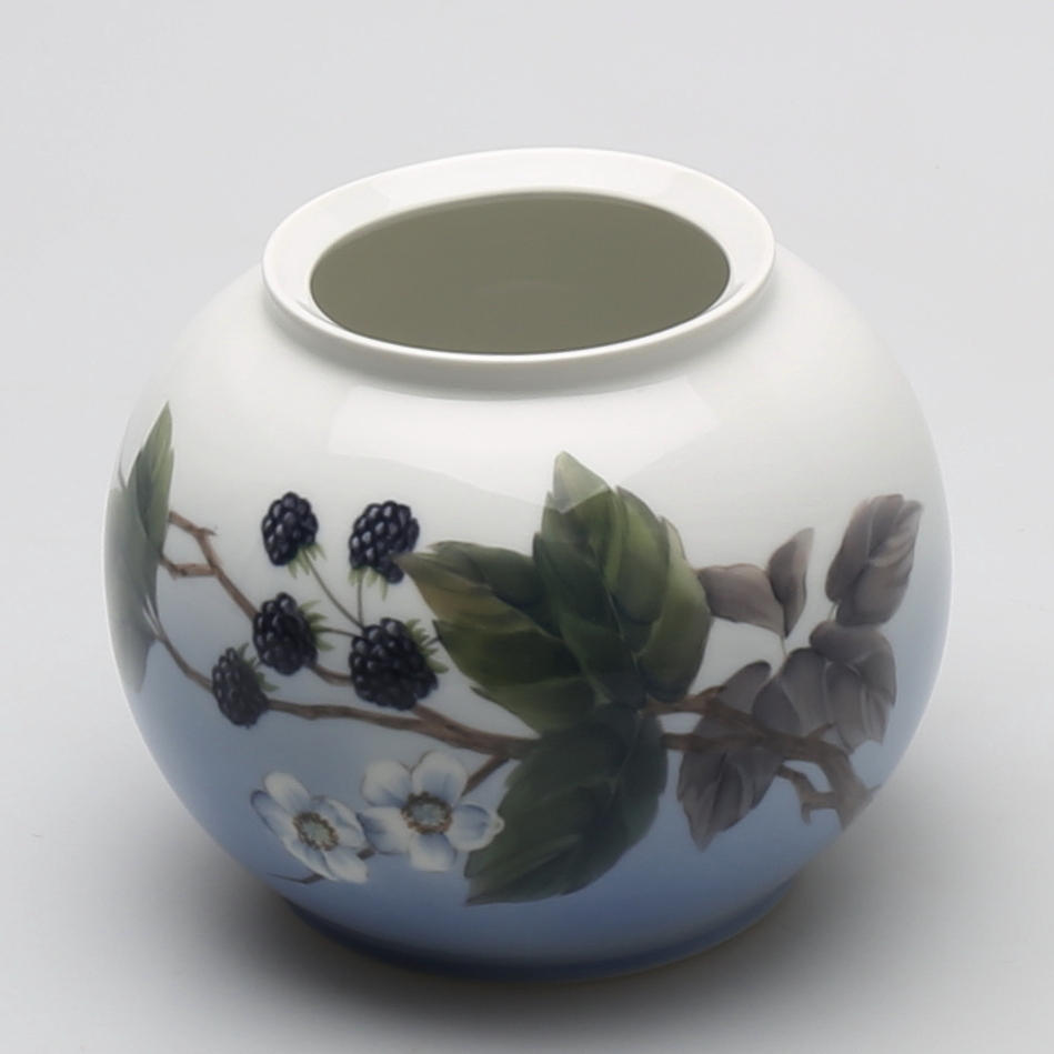 VAS, porslin, Royal Copenhagen, Danmark.