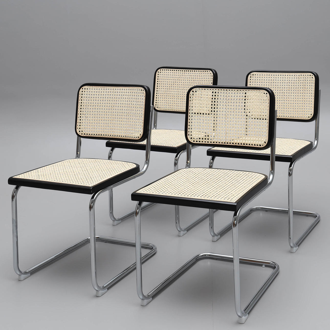 STOLAR, 4 st, Bauhausstil, samtida.