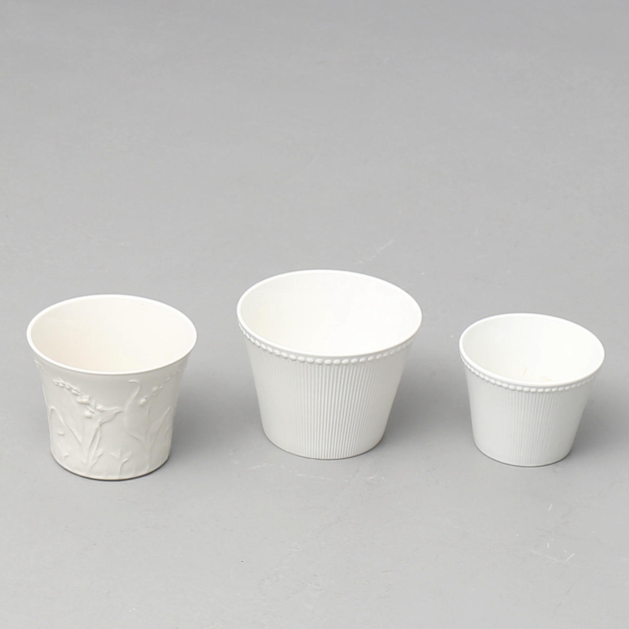 YTTERFODER, 3 st, Rörstrand och Gustavsberg.