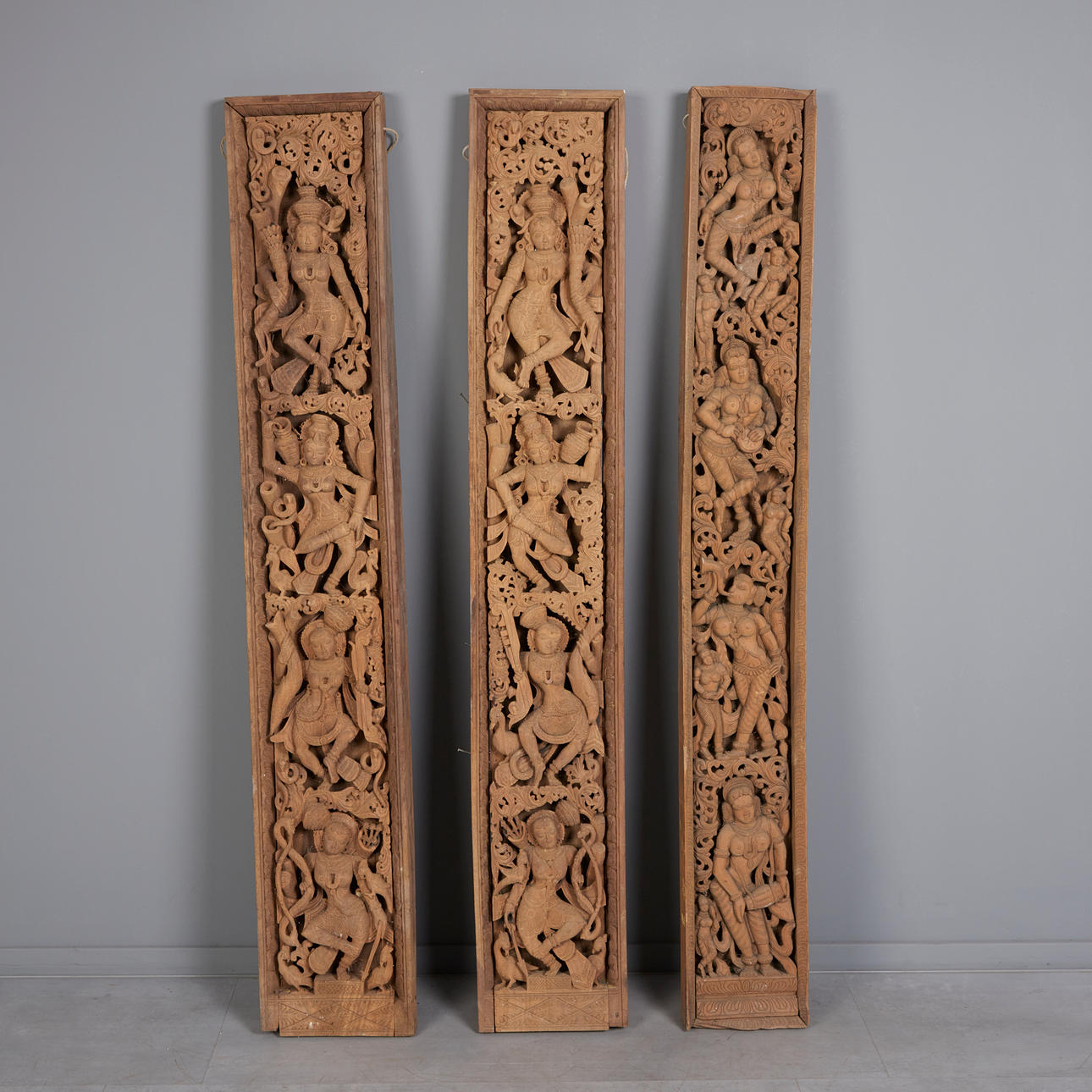 Tre indiske vægudskæringer (3).
