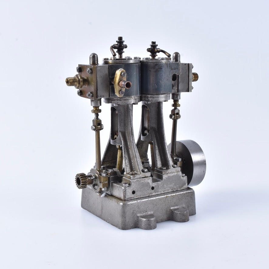 MODEL STEAM ENGINE, factory-built, 1950s.