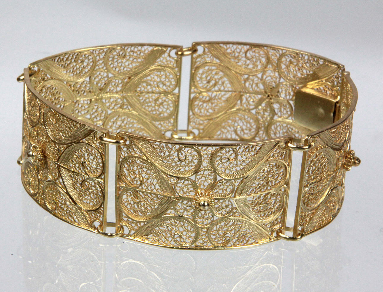 ARMBAND, antik filigranarmband, omkring 1920.