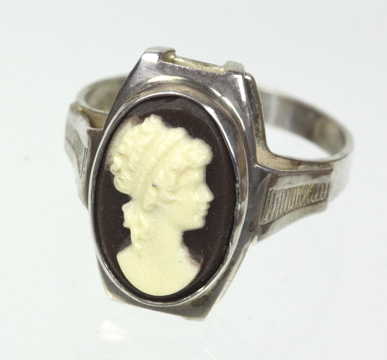 RING, silver 835, omkring 1930.