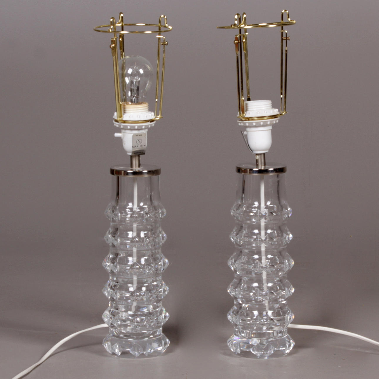 BORDSLAMPOR, 2 st, glas, Carl Fagerlund, Orrefors, signerade, 1900-tal.