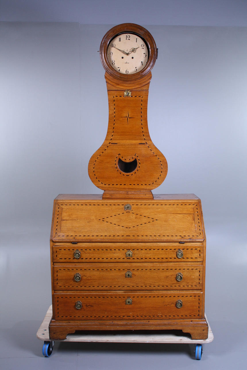 SNEDKLAFF MED KLOCKÖVERDEL, 1800-tal.