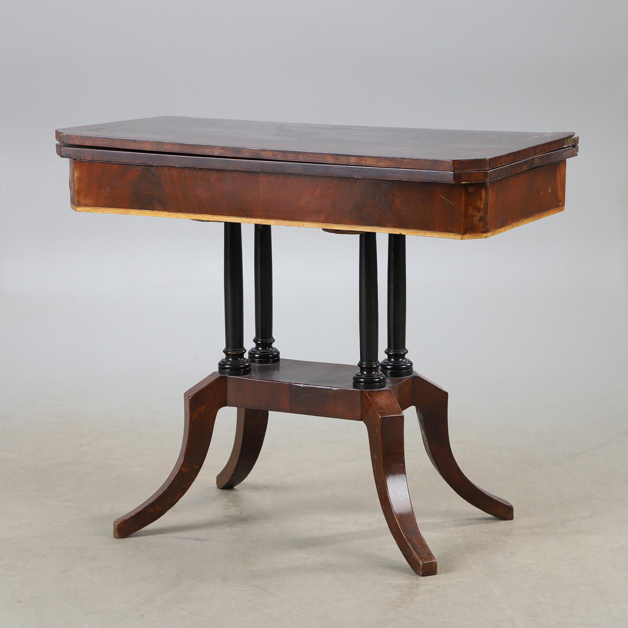 SPILLEBORD, mahogni, empirestil.