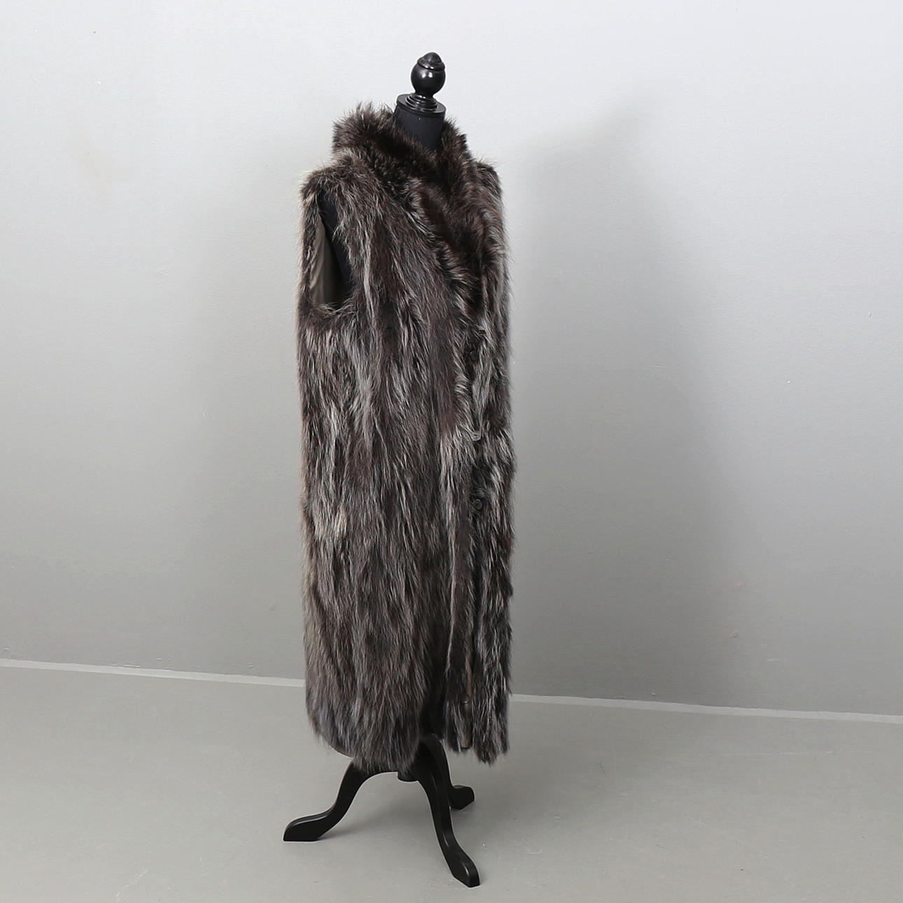 PÄLSFODER/väst i sjubb, trolig storlek 40.