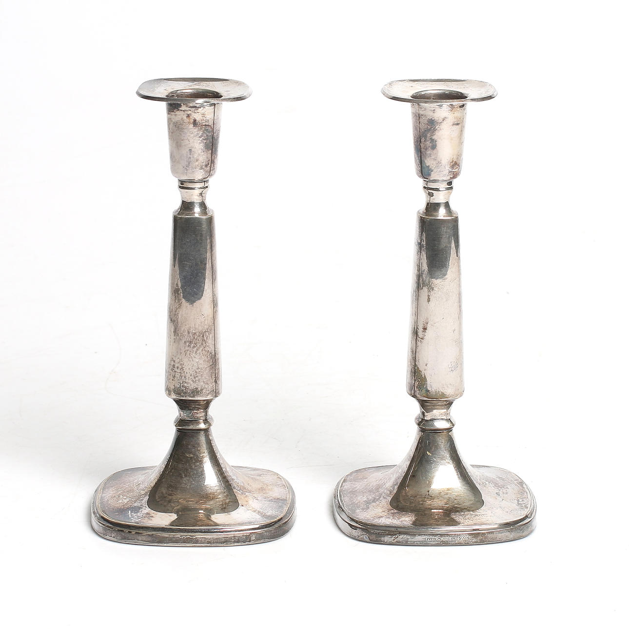 LJUSSTAKAR, ett par, silver, T Eldh, K & EC, Göteborg, 1969.