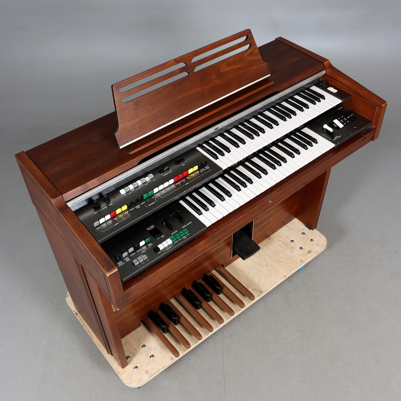 ELECTRIC ORGAN, Yamaha Electone, Model BK-20B. 20th century