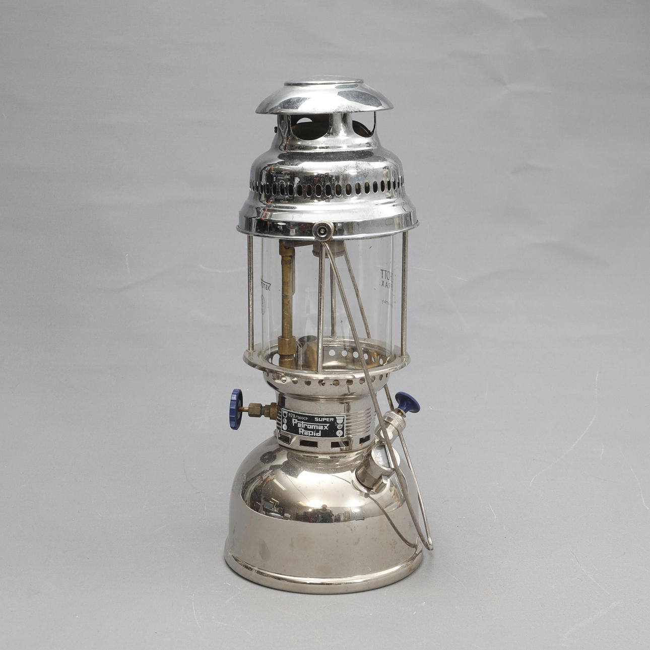 STORMLYKTA, Schott Suprax, Alemania.