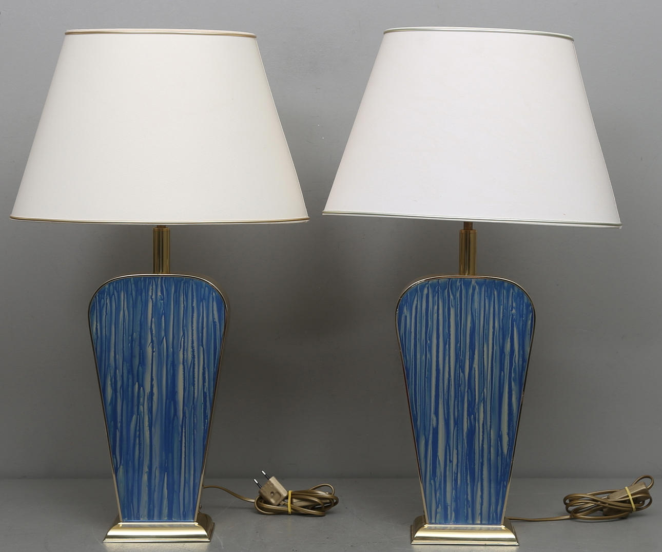 BORDSLAMPOR, ett par, Norco, 1900-talets senare del.