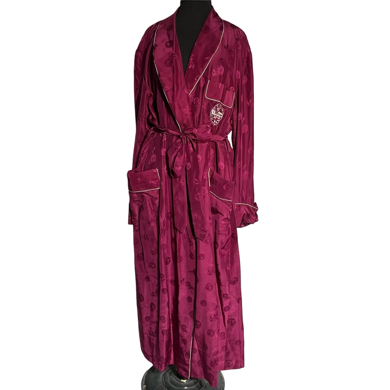 Orientalsk broderet silke morgenkåbe.