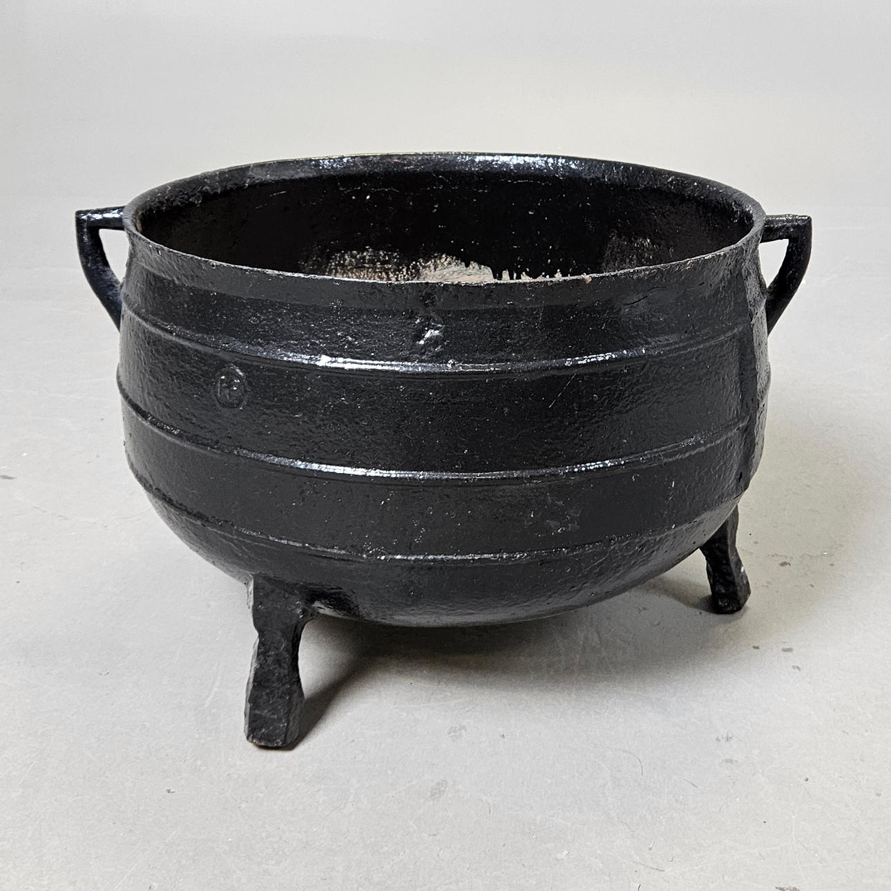 OLLA DE HIERRO, Hellefors bruk.