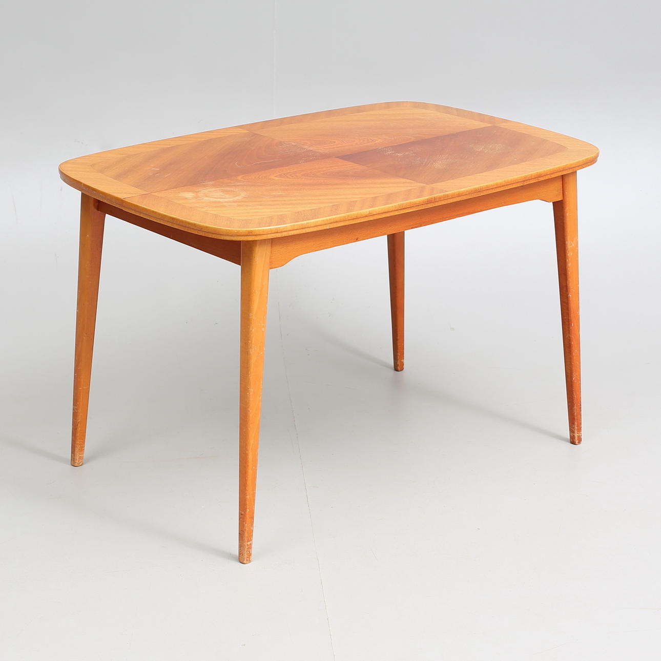 BORD, "EM-bordet", Emmaboda Möbelfabrik, 1950-tal.