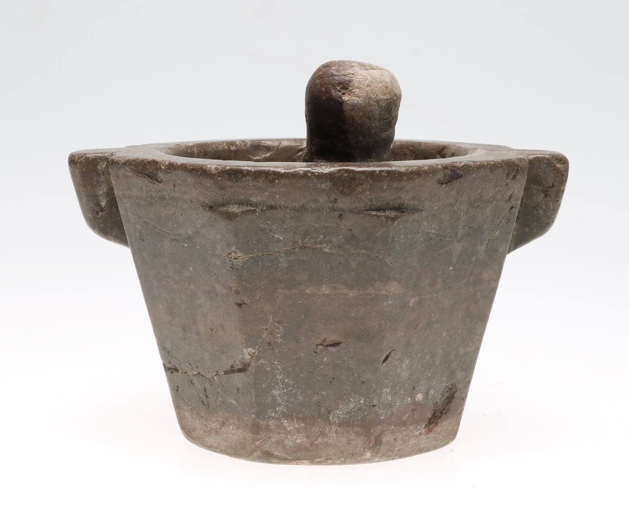 MORTEL, sten, 1700-tal.