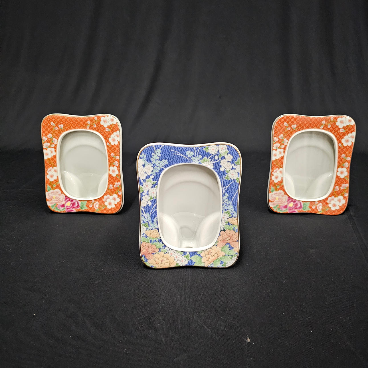 THREE TAKAHASHI MARKS. HAND PAINTED. JAPAN.