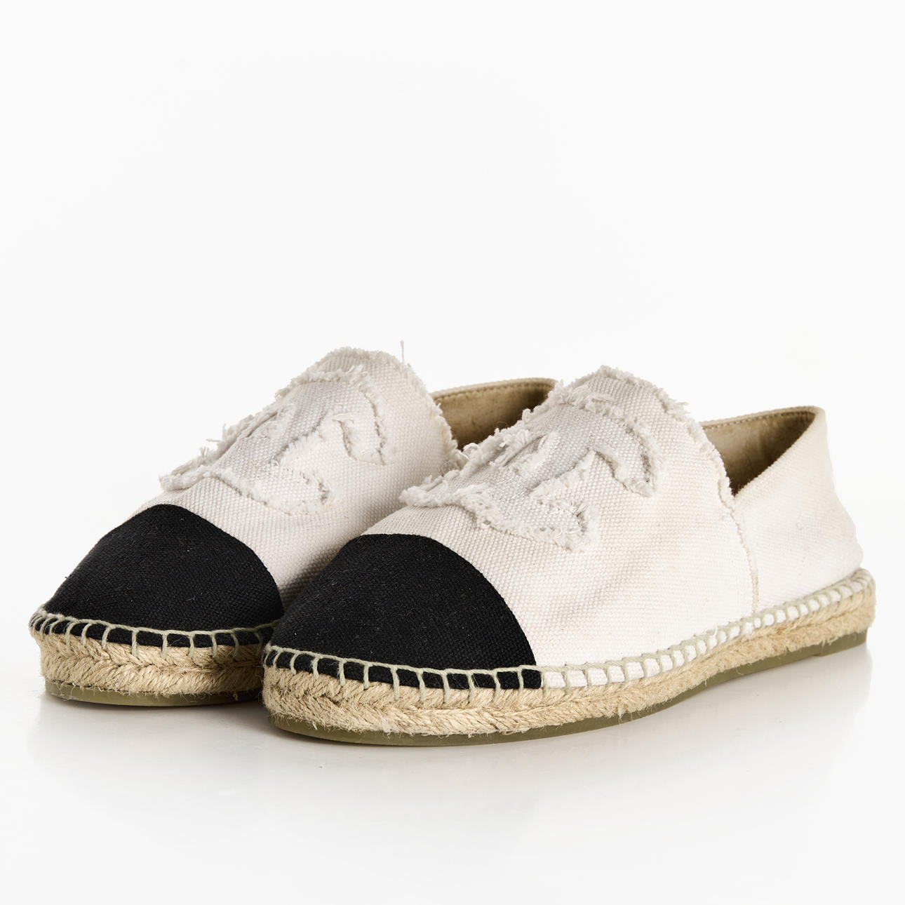 CHANEL. Shoes, “Canvas CC logo Espadrilles”, size 41.