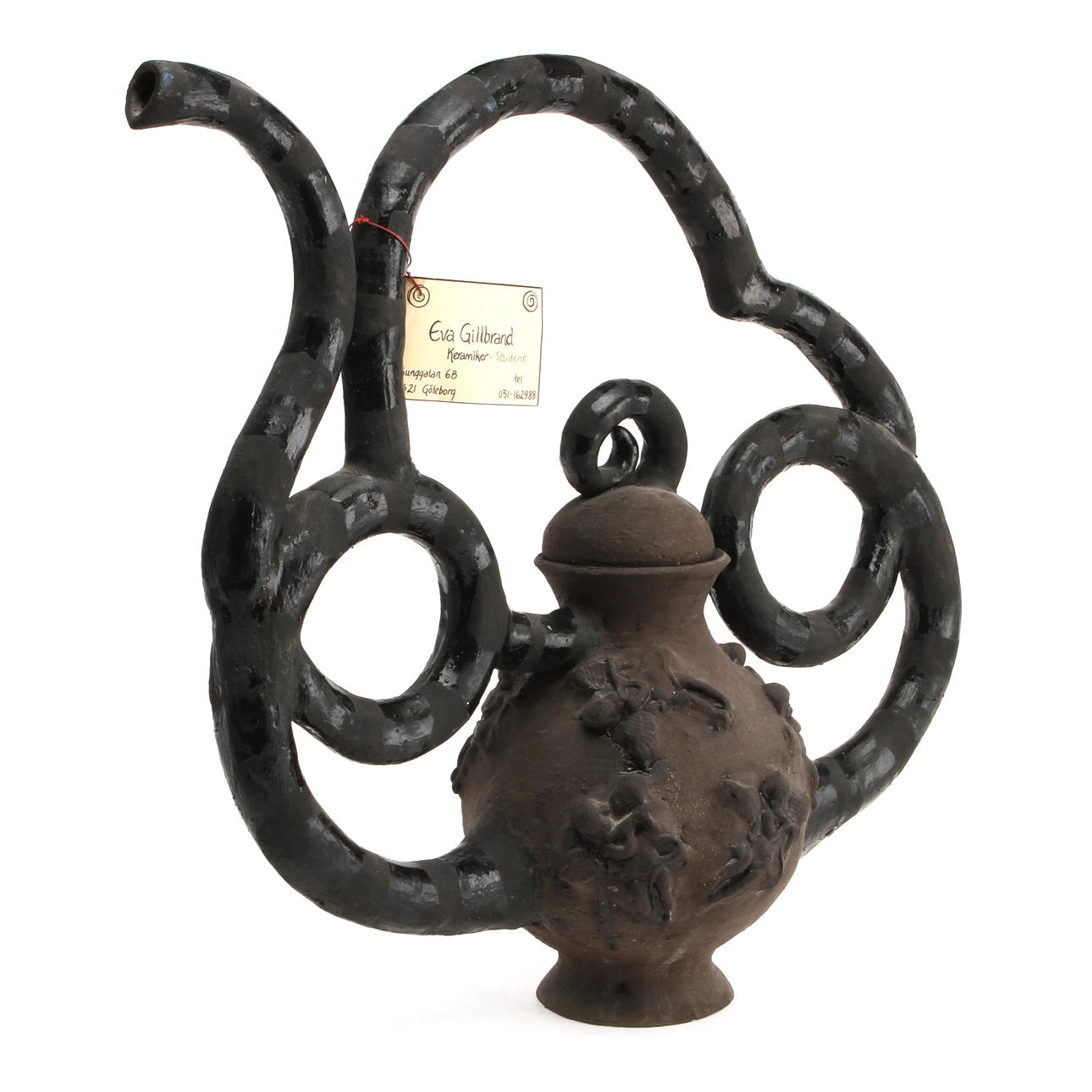 EVA HILD (F.1966). Kanna, chamotterat stengods.