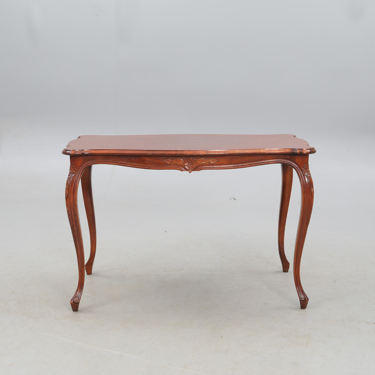 COFFEE TABLE, Rococo style.