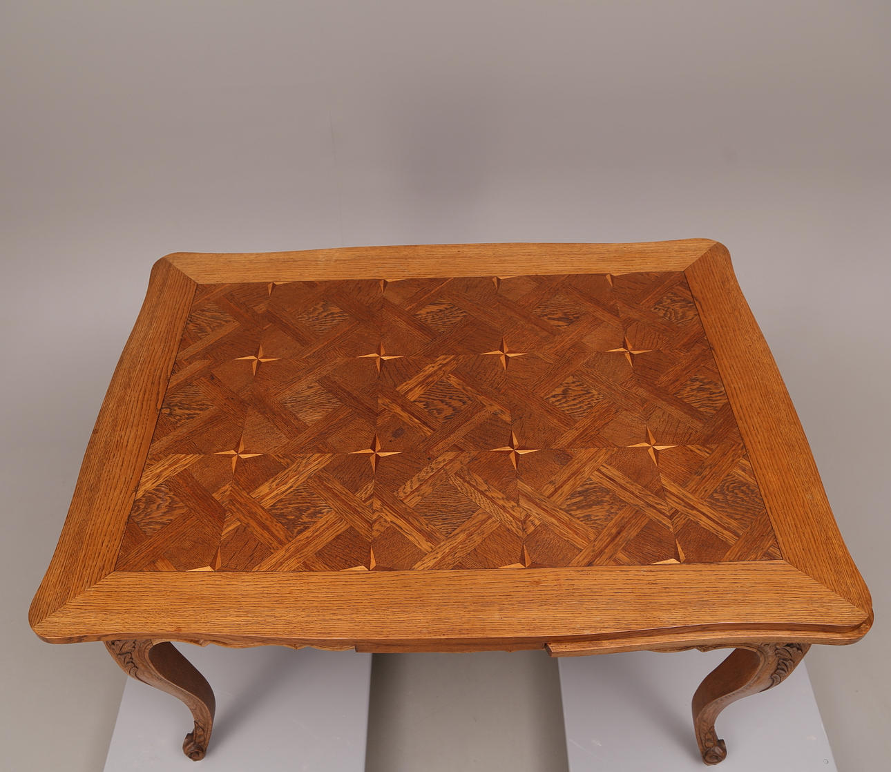 MATSALSBORD, ek/intarsia, rokokostil, 1800-tal.