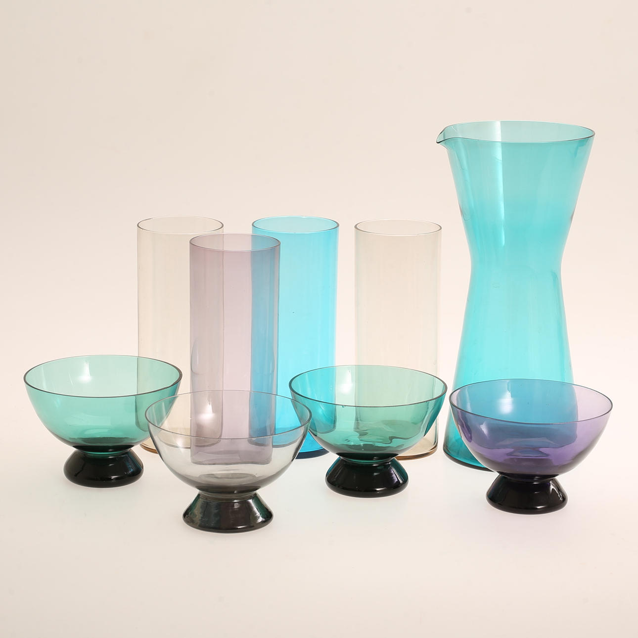 ASSORTED GLASS, 9 pieces, including Kaj Franck.
