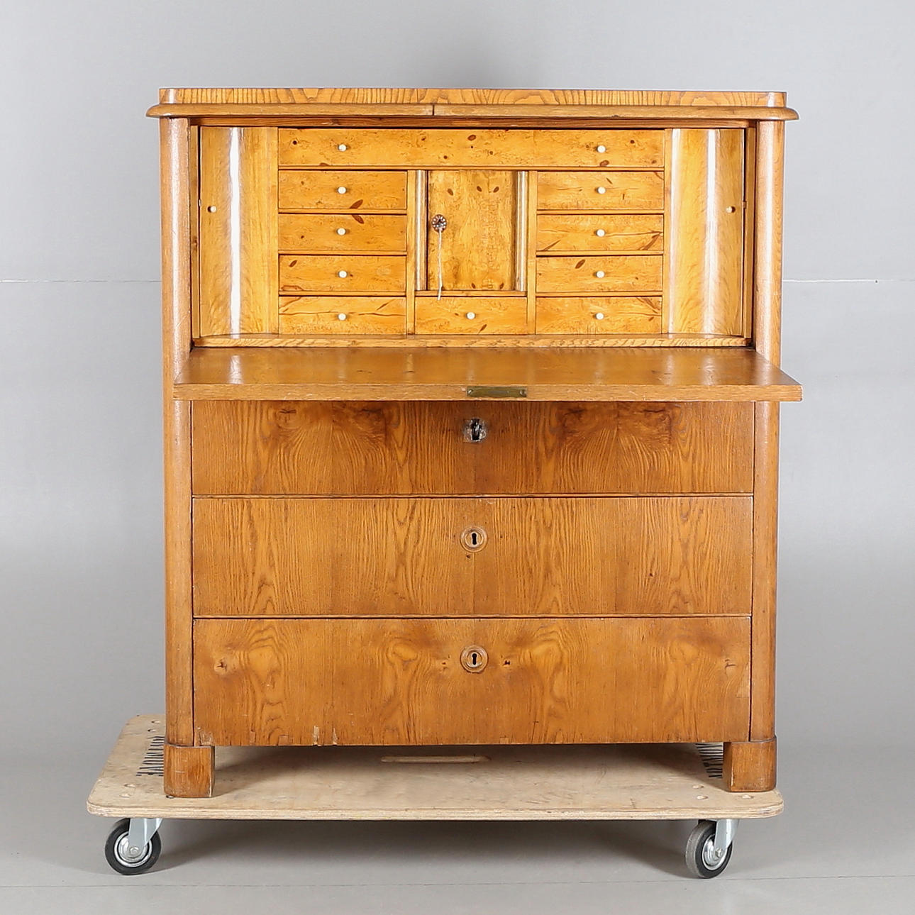 CHIFFONJÉ, trä, 1900-tal.