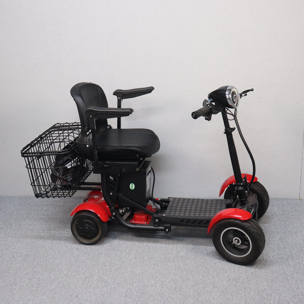 TABERG, DDT077-3, patinete para caminar.