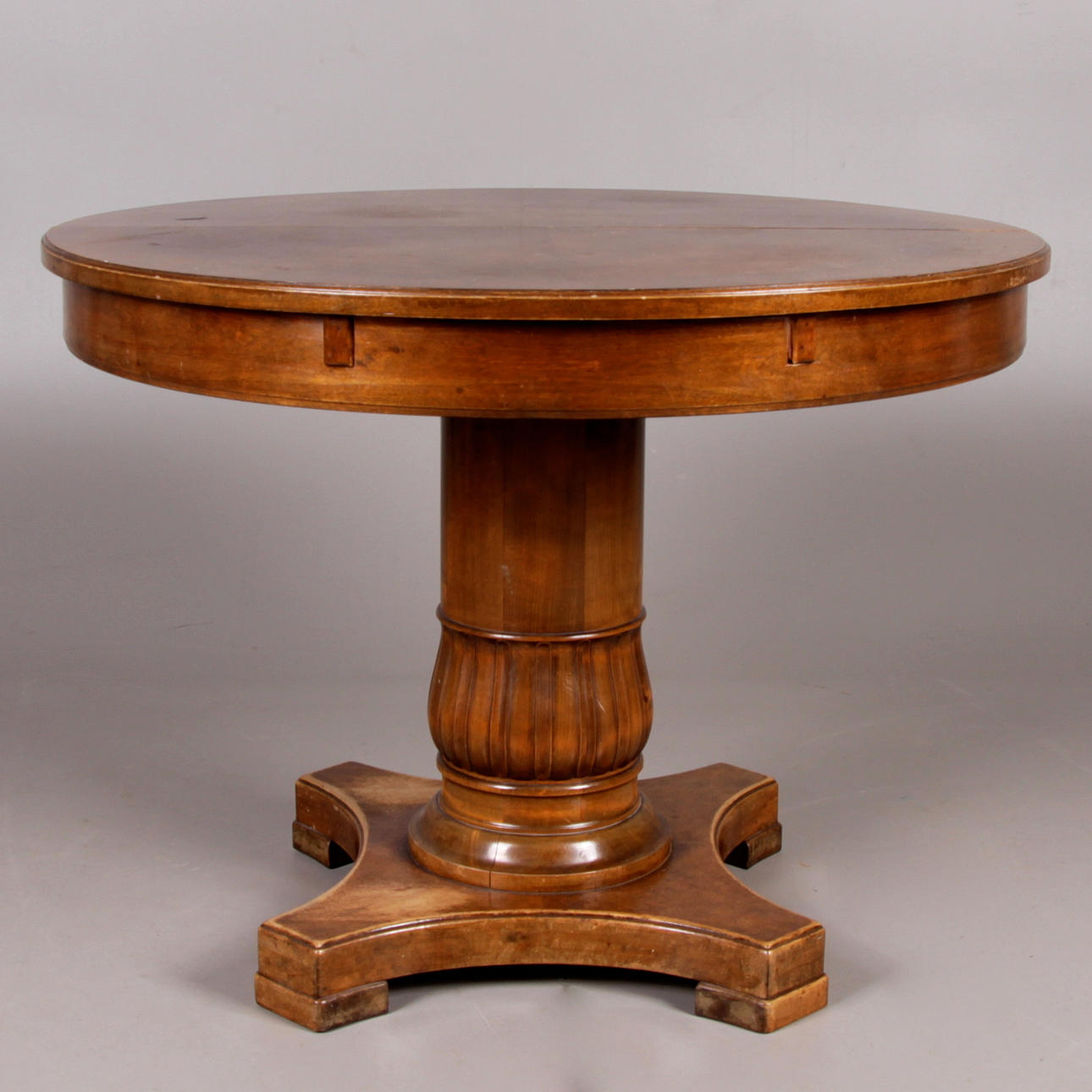 SALONGSBORD, Karl Johan stil, 2 iläggsskivor, 1900-talets första hälft.