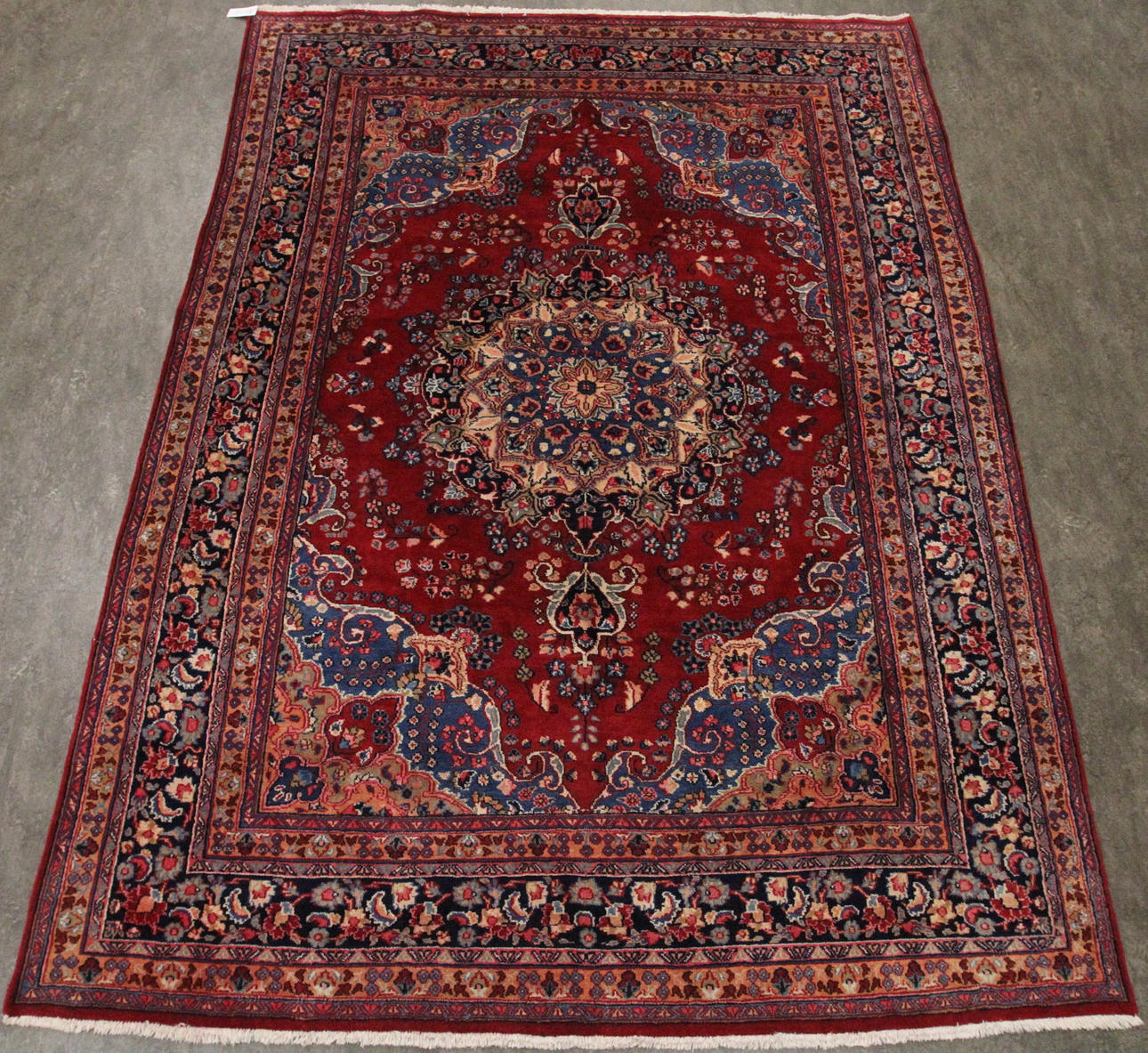 ORIENTALISK MATTA, ca 340x240 cm.