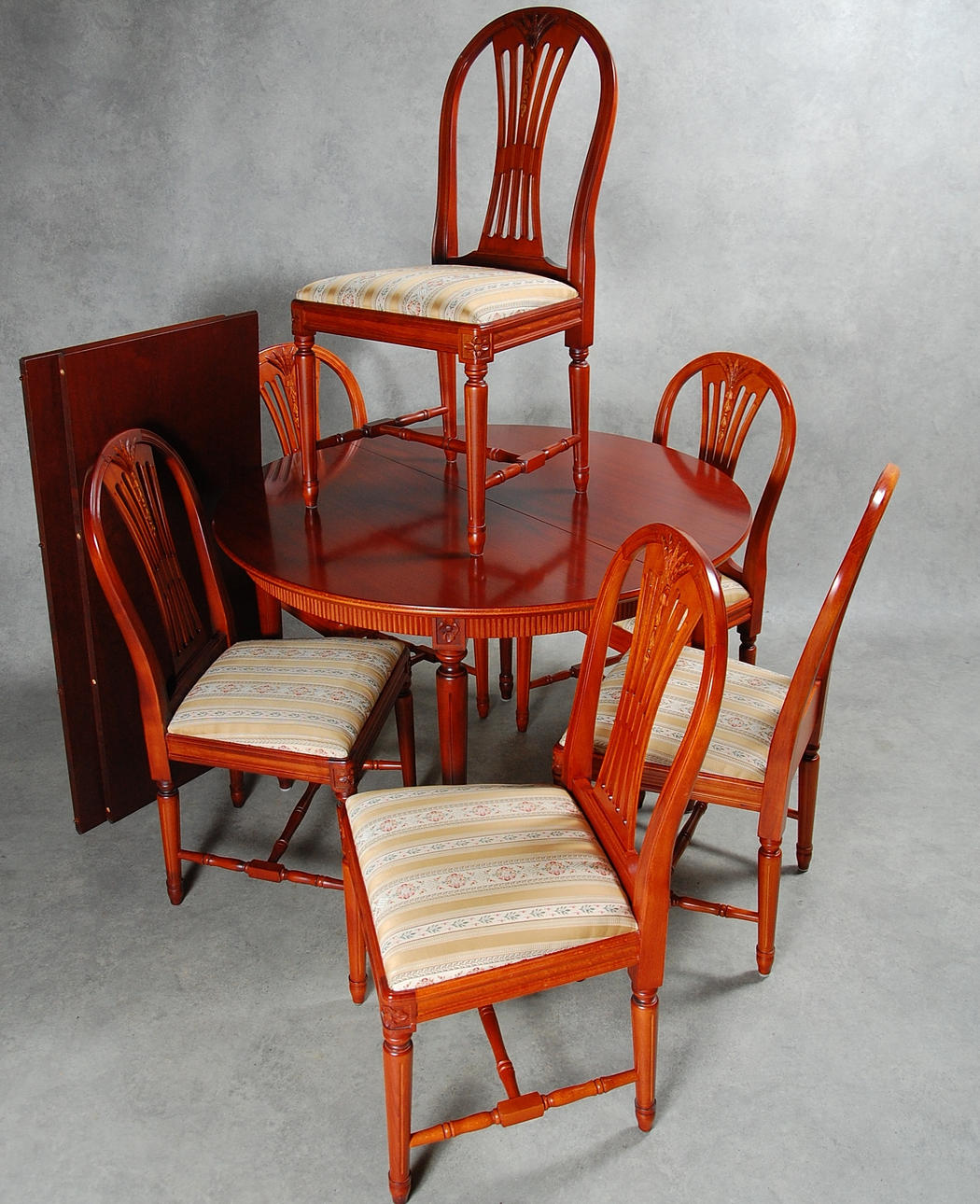 MATSALSMÖBLEMANG, 7 delar, " Axet " gustavianskstil, 1900-tal.